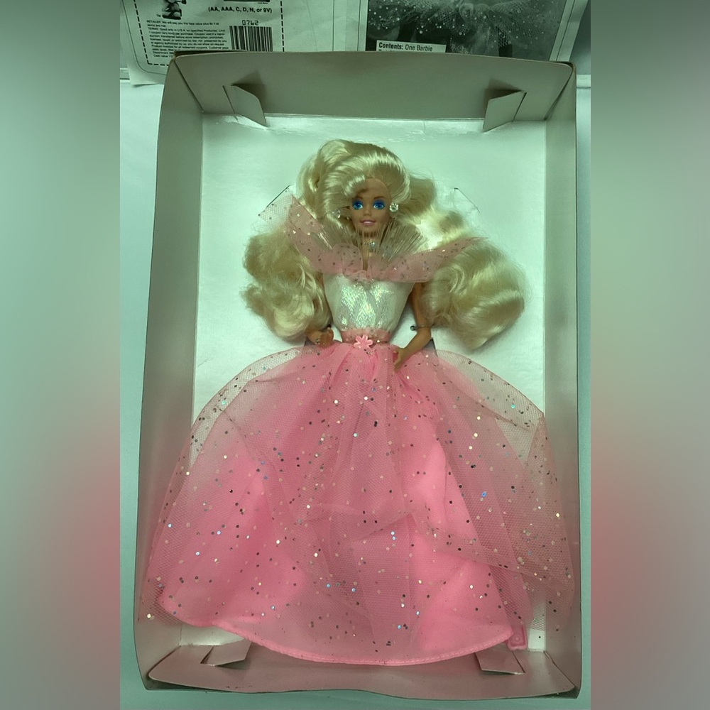 Vintage 1993 Mattel Twinkle Lights Barbie New 10390